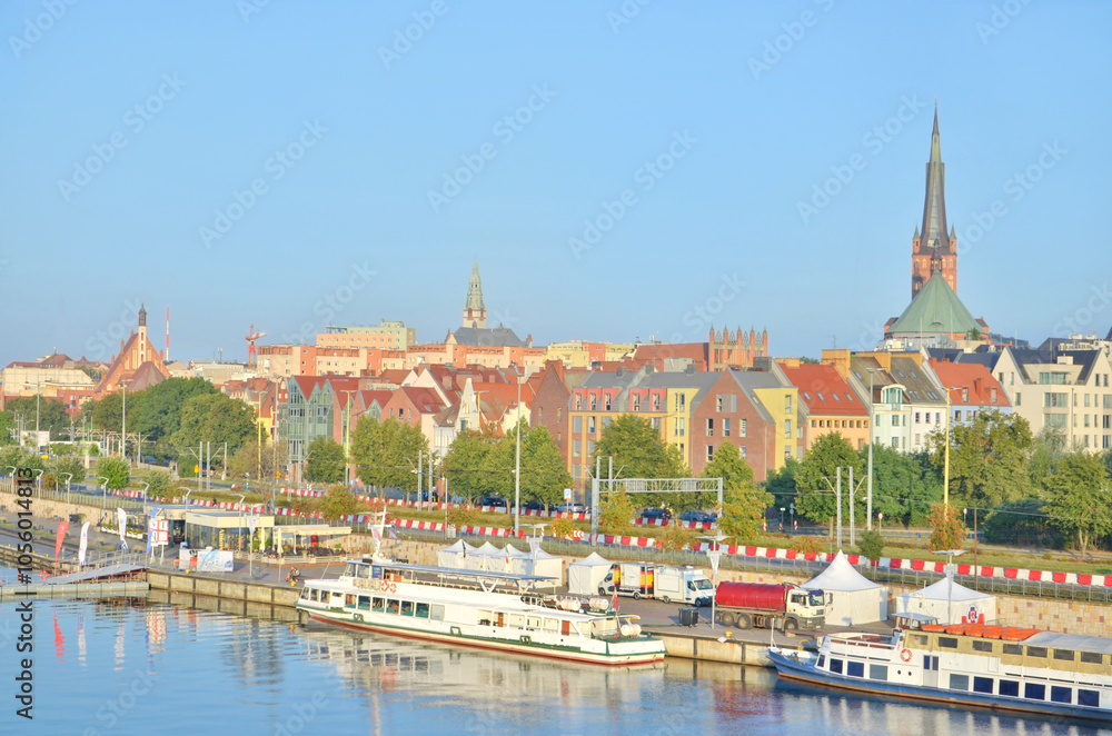 Fototapeta premium Panorama of the city of Szczecin with the Odra River 