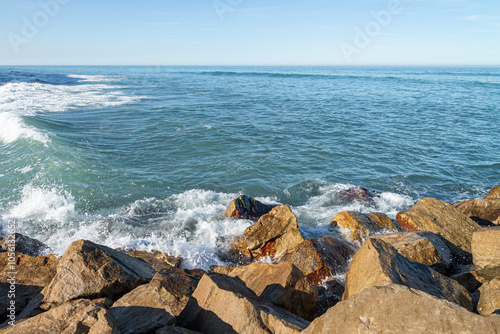 Escollera al mar