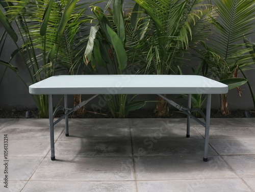 Foldable children's party table