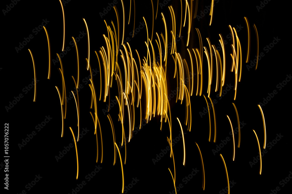 malowane światłem, obraz świetlny z wzorami i kształtami, abstrakcyjna fotografia z poruszającymi się światłami, Blurred Light painting, żółte maziaje świetlne, light painting photography, abstarct