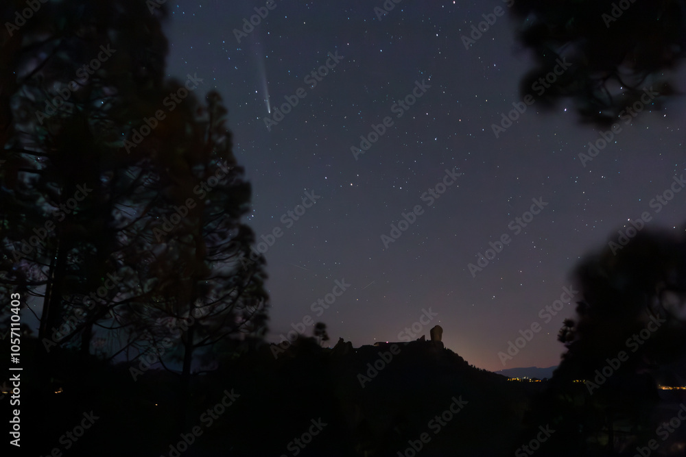 Comet C/2023 A3 with Roque Nublo at Gran Canaria Comet C/2023 A3 with Roque Nublo at Gran Canaria