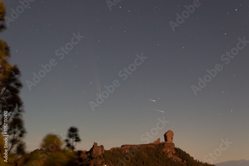 Comet C/2023 A3 and the Roque Nublo at Gran Canaria