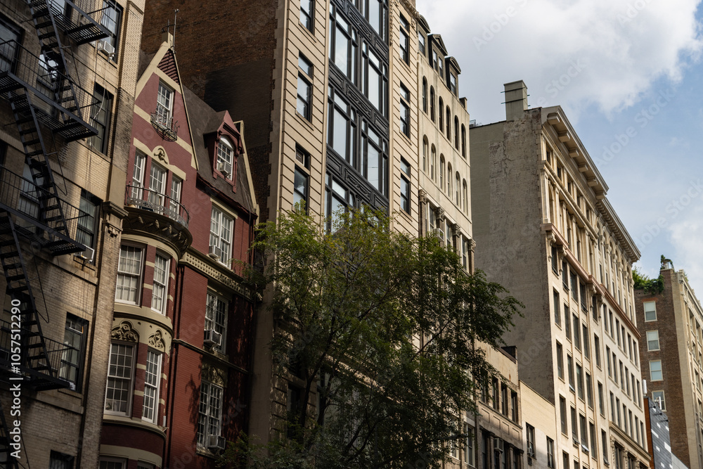Fototapeta premium Row of Beautiful Old Stone Buildings in the Flatiron District of New York City