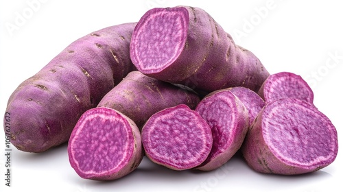 Purple sweet potatoes Fresh raw agricultural roots and vegetables