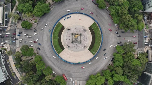 Overhead shot of the Angel of Independence photo