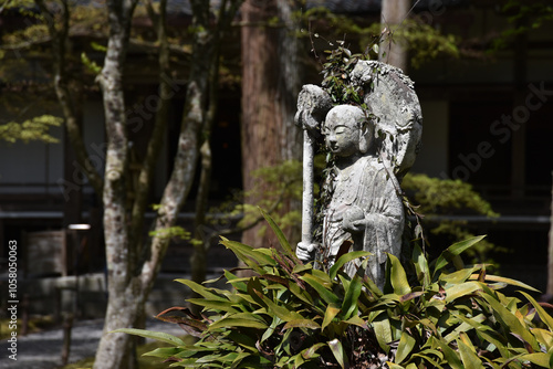 三千院　境内の地蔵尊　京都市左京区大原 photo