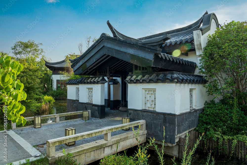 Serene Traditional Chinese Garden House Serene Traditional Chinese Garden House