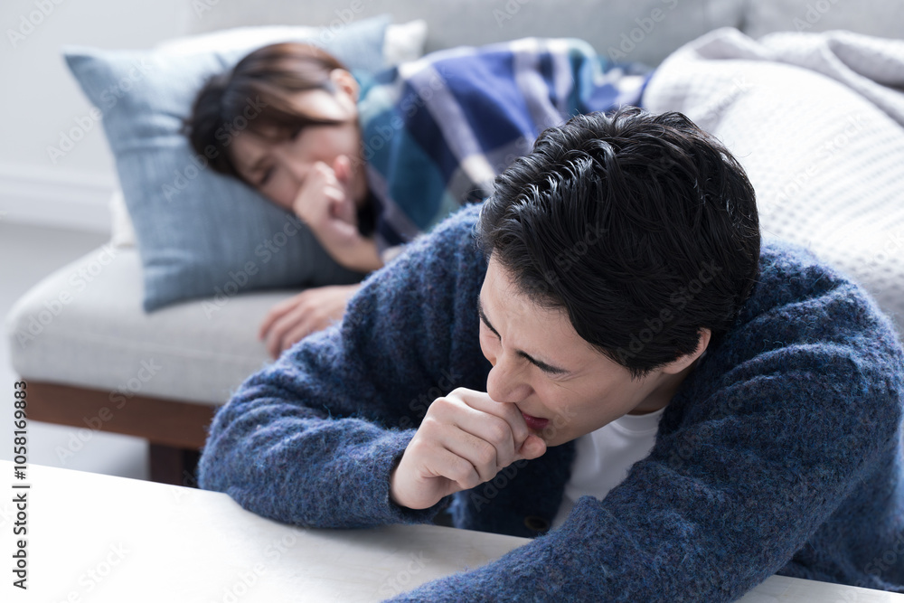 一家全滅のパンデミック 冬の風邪は恐ろしい…夫婦で風邪をひく 顔無しのクローズアップ 一家全滅のパンデミック 冬の風邪は恐ろしい…夫婦で風邪をひく 顔無しのクローズアップ