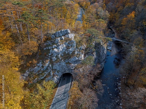 Urtelstein bei Baden von oben im Herbst