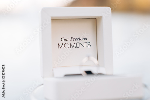 Obraz na płótnie wedding rings w salonie