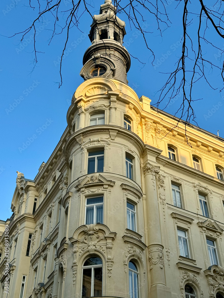 Historische Altbaufassaden in Mariahilf, 6. Bezirk von Wien, Österreich