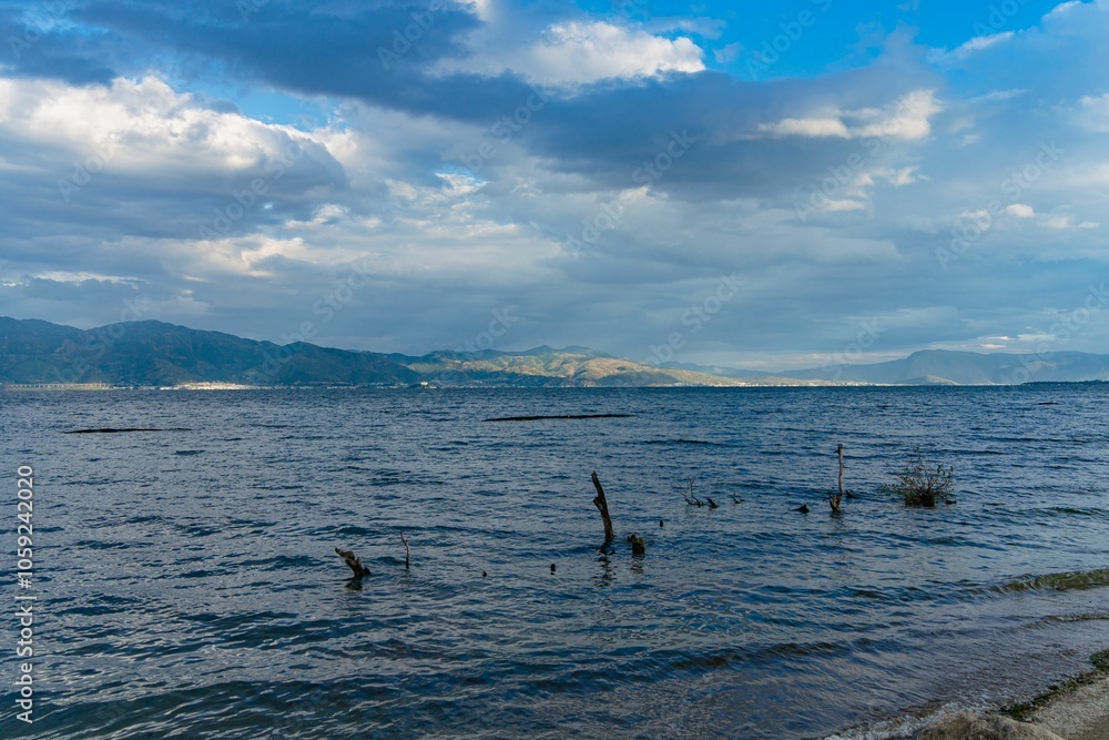 Obraz premium Tranquil Lake with Mountain View