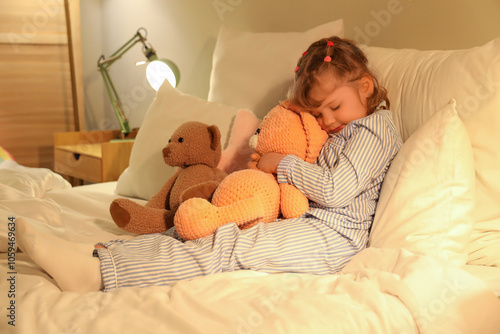 Adorable little girl with p...