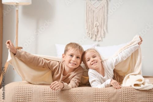Little brother and sister l...