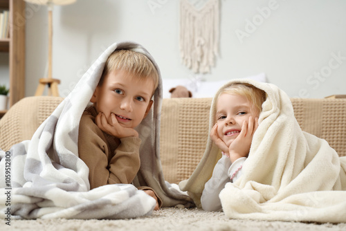 Little brother and sister o...