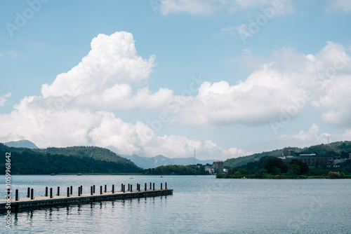 Obraz na płótnie Sun Moon Lake Xuanguang Wharf in Nantou County, Taiwan w salonie