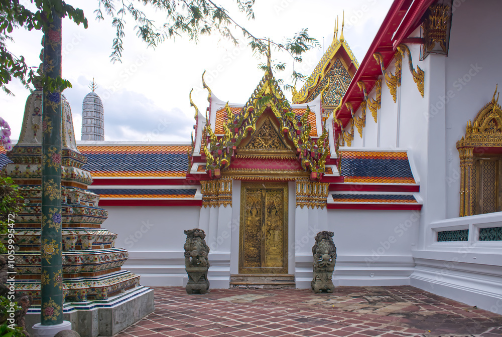 Wat Phra Chetuphon Vimolmangkalaram (Wat Pho) a beautiful and famous place on Sanam Chai Road, Grand Palace Subdistrict, Phra Nakhon District, Bangkok, Thailand