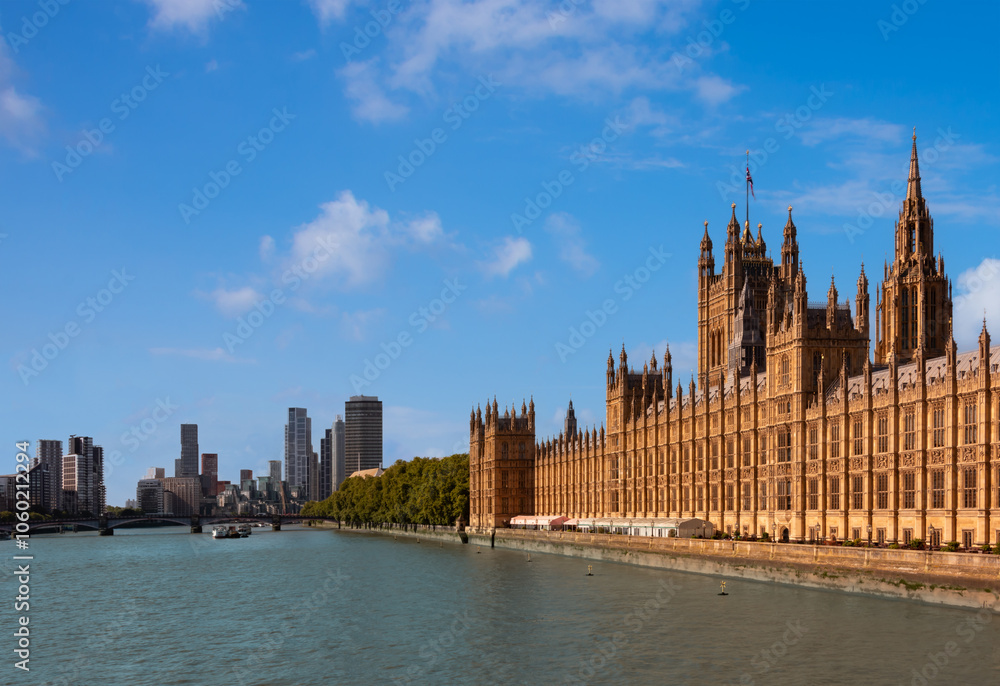 Fototapeta premium Houses of parliament in London, England. Famous landmark and tourist attraction