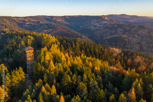 Malnik Beskid Sądecki, zachód słońca, jesień. photo