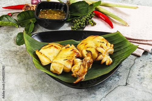 Delicous Grilled cuttlefish with sauce