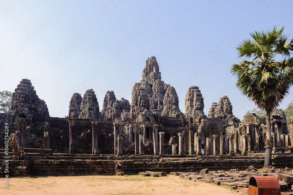 Naklejka premium Bayon temple in Angkor Thom, Siem Reap, Cambodia.