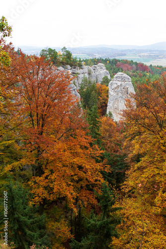 Obraz na płótnie Colorful autumn Landscape in Bohemian Paradise, Czech Republic w salonie