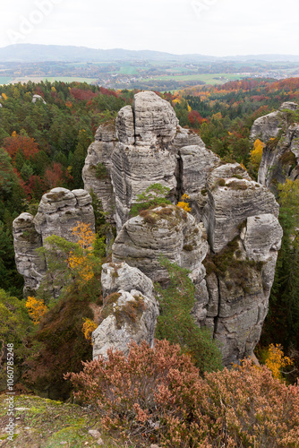 Obraz na płótnie Colorful autumn Landscape in Bohemian Paradise, Czech Republic w salonie