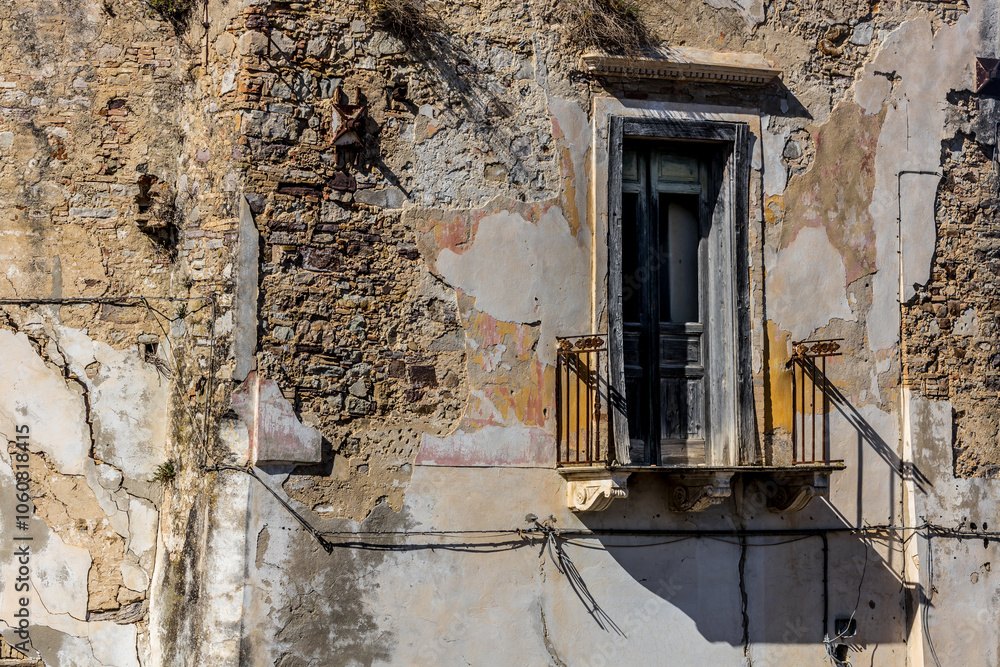Abandoned ruins of the ghost town of Craco. A city abandoned due to an earthquake in the late 20th century. Province of Matera, Basilicata, Italy