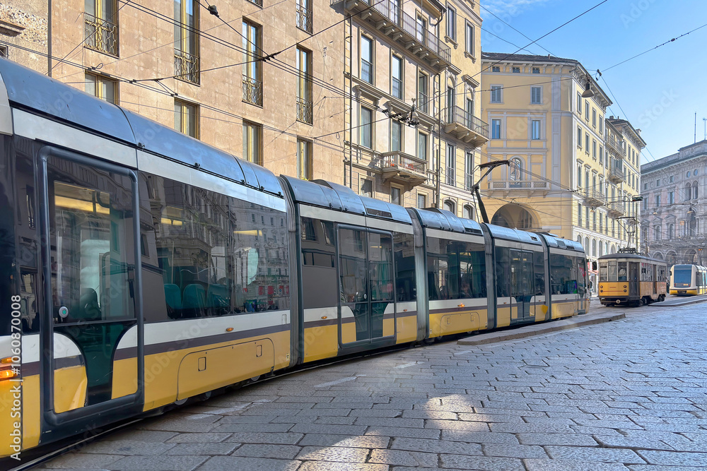 Naklejka premium tram di milano, italy, 1 novembre 2024, street car of milan, italy, 1st novembre 2024