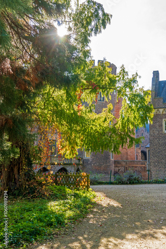 Park von Schloss Paffendorf photo