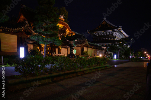 东本愿寺 Higashi Hongan-ji Temple Tokyo Japan