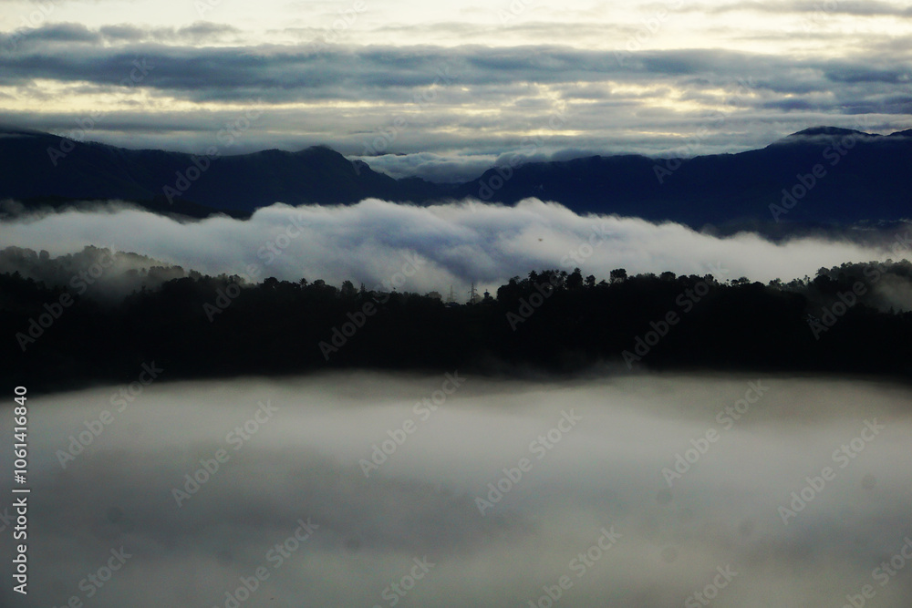 Fototapeta premium Early morning views from Chelachuvadu