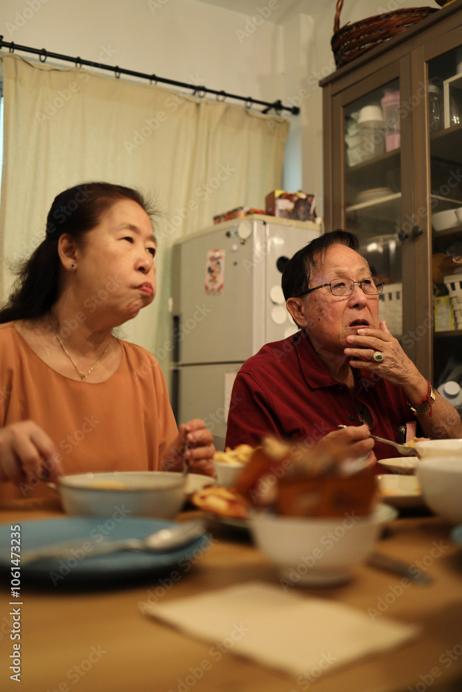 Asian Family Moment Asian Family Moment