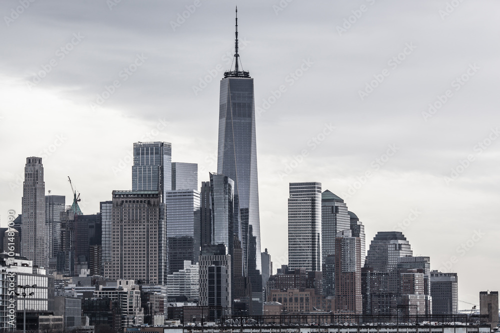Panoramic view of Manhattan from Roosevelt island , New York , USA Panoramic view of Manhattan from Roosevelt island , New York , USA
