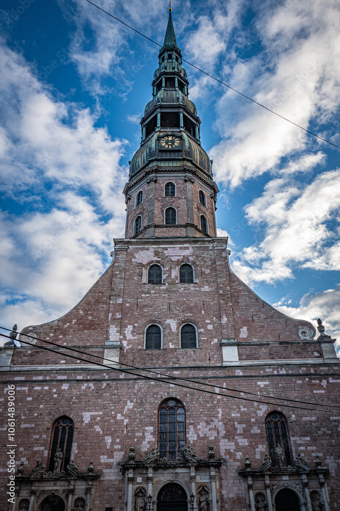 Fototapeta premium riga, latvia - st peters basilica