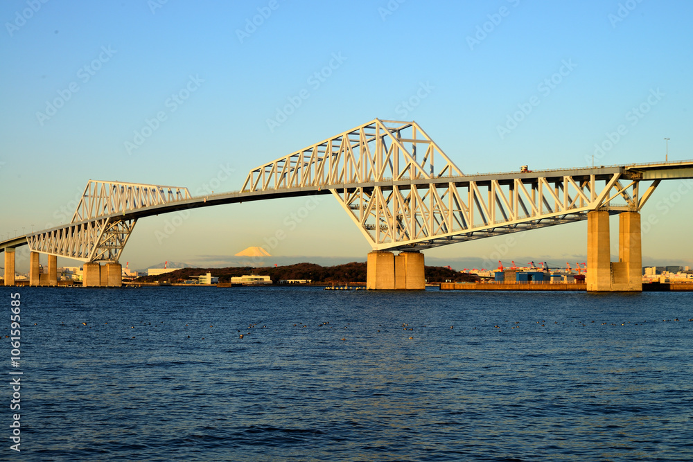 Naklejka premium 東京ゲートブリッジ 富士山 東京都江東区