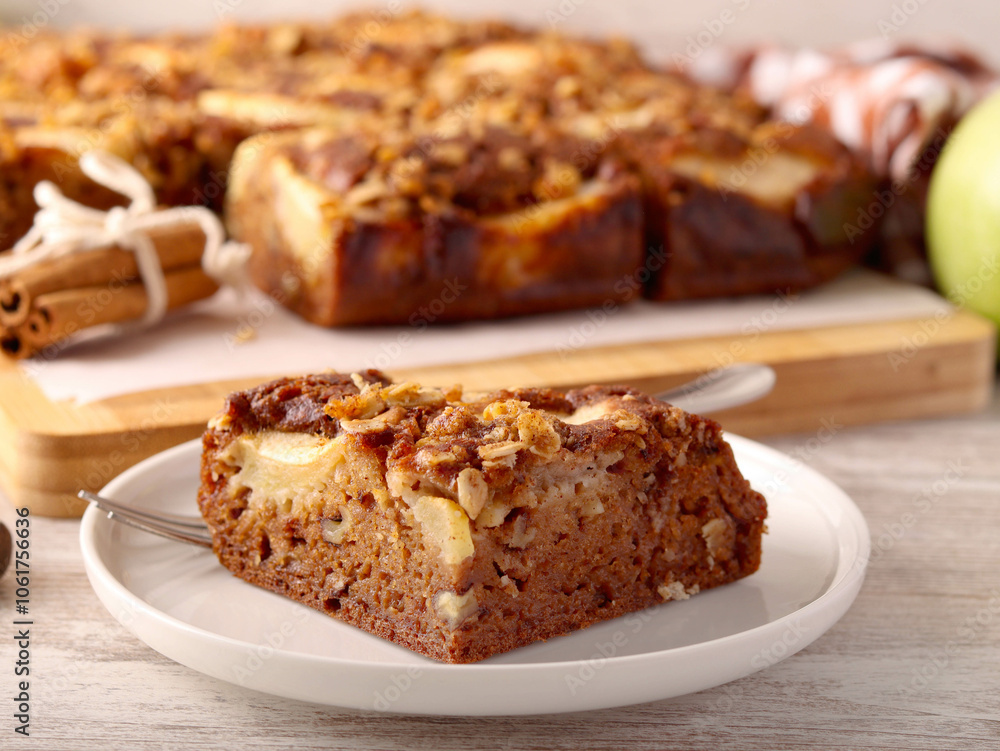 Apple and walnut spicy cake Apple and walnut spicy cake