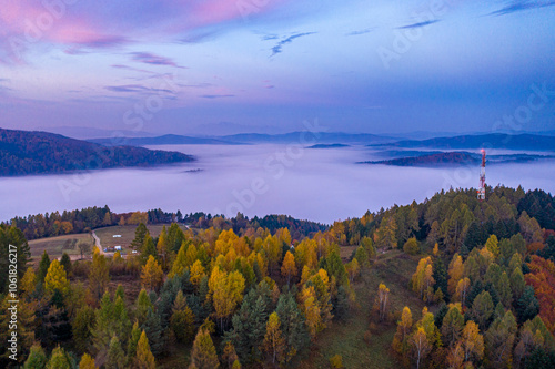 Góra Malnik, Dolina Popradu, Beskid Sądecki, Małopolska, jesień