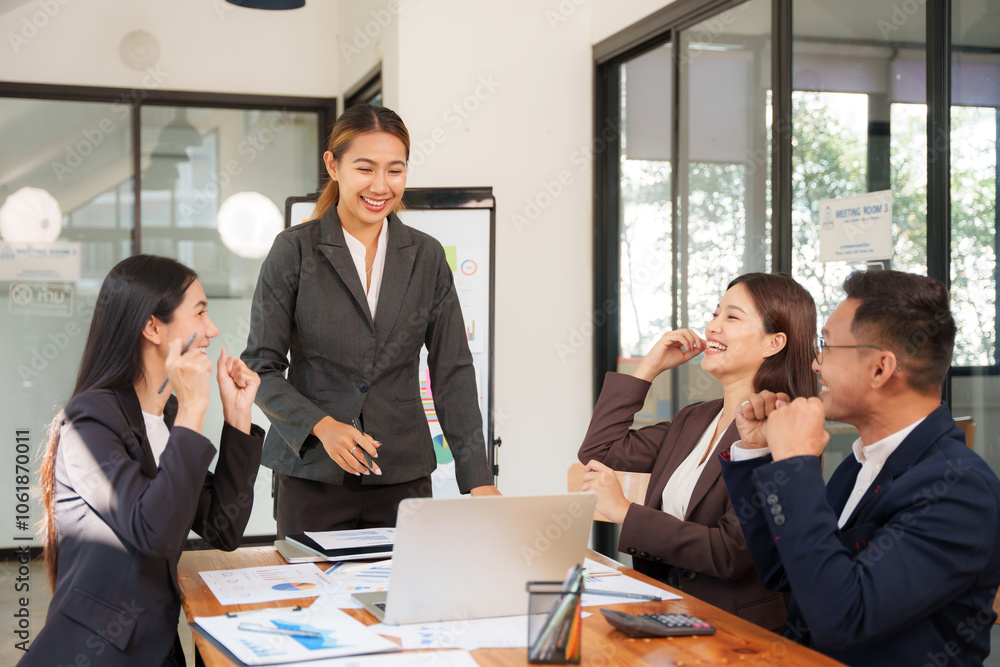 Group of Asian businessmen Sitting in meetings, talking, exchanging knowledge, presenting work. Group of Asian businessmen Sitting in meetings, talking, exchanging knowledge, presenting work.