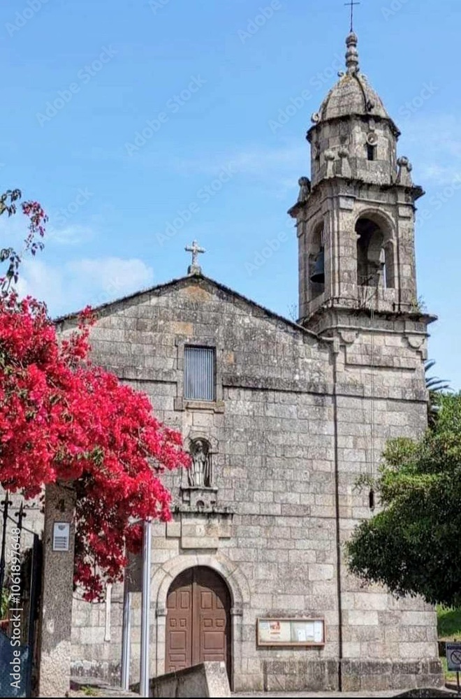 Fototapeta premium Iglesia de San Martiño de O Grove, Galicia