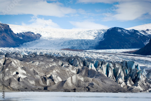 Skaftafellsjökull glacier t...
