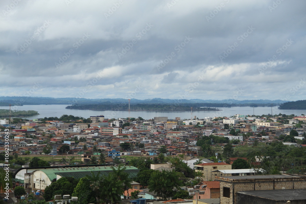 Obraz premium vista panorâmica de altamira, pará, maior cidade em área territorial do Brasil 