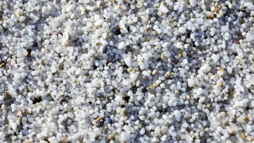 Beach of white quartz grains, like grains of rice, Arutas Beach