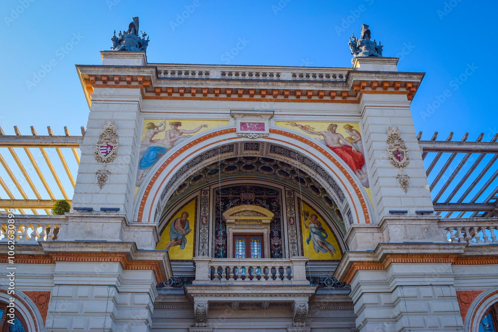 Obraz premium Castle Garden Bazaar in Budapest