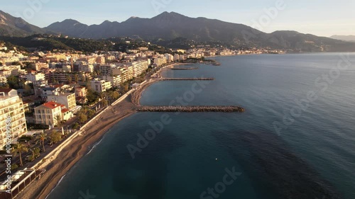 Wallpaper Mural le sud de la France le matin - Alpes Maritimes Torontodigital.ca
