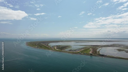 Wallpaper Mural 北海道　野付半島　ドローン 2021年  綺麗 　野付郡　別海町　綺麗　晴天 Torontodigital.ca