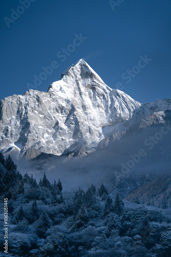 Photography snow covered mountains