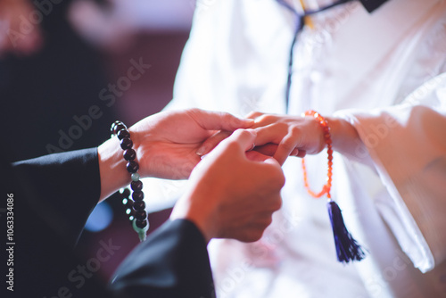 和装結婚式での指輪交換