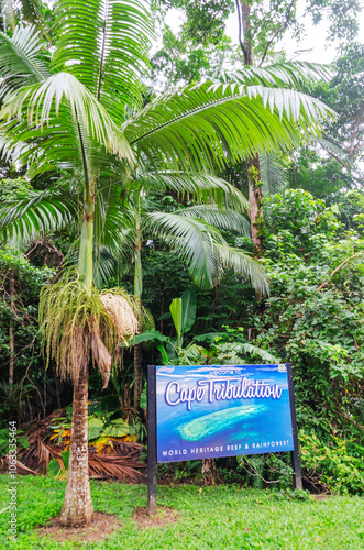 Obraz na płótnie Cape Tribulation welcome board in Daintree Rainforest, Queensland, Australia w salonie