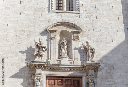 Kathedrale San Sabino  in Bari, Apulien, Italien photo